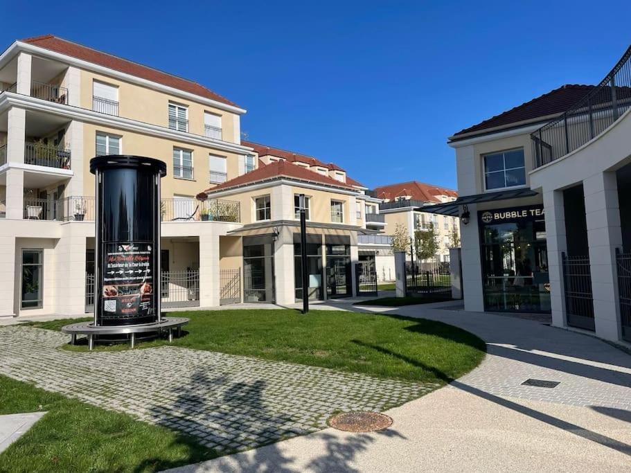 Appartement Cosy A 8 Min Disney 20 Min Paris Монтеврен Экстерьер фото